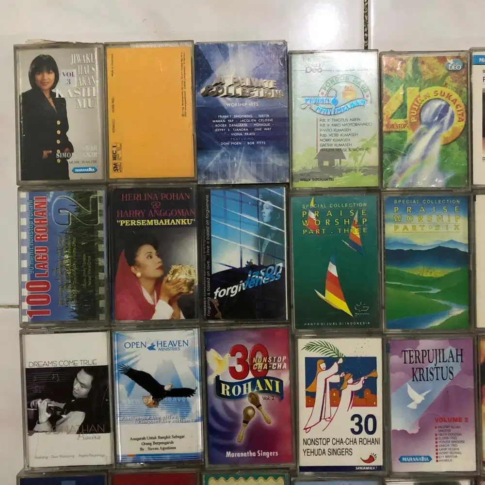 Kaset lagu rohani kristen