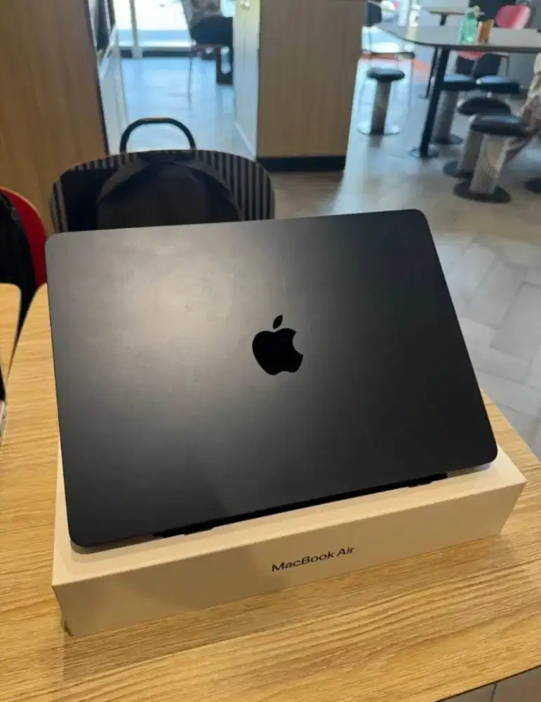 Macbook air M2 16/256gb ibox