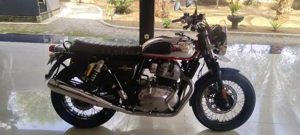 Royal Enfield interceftor 650