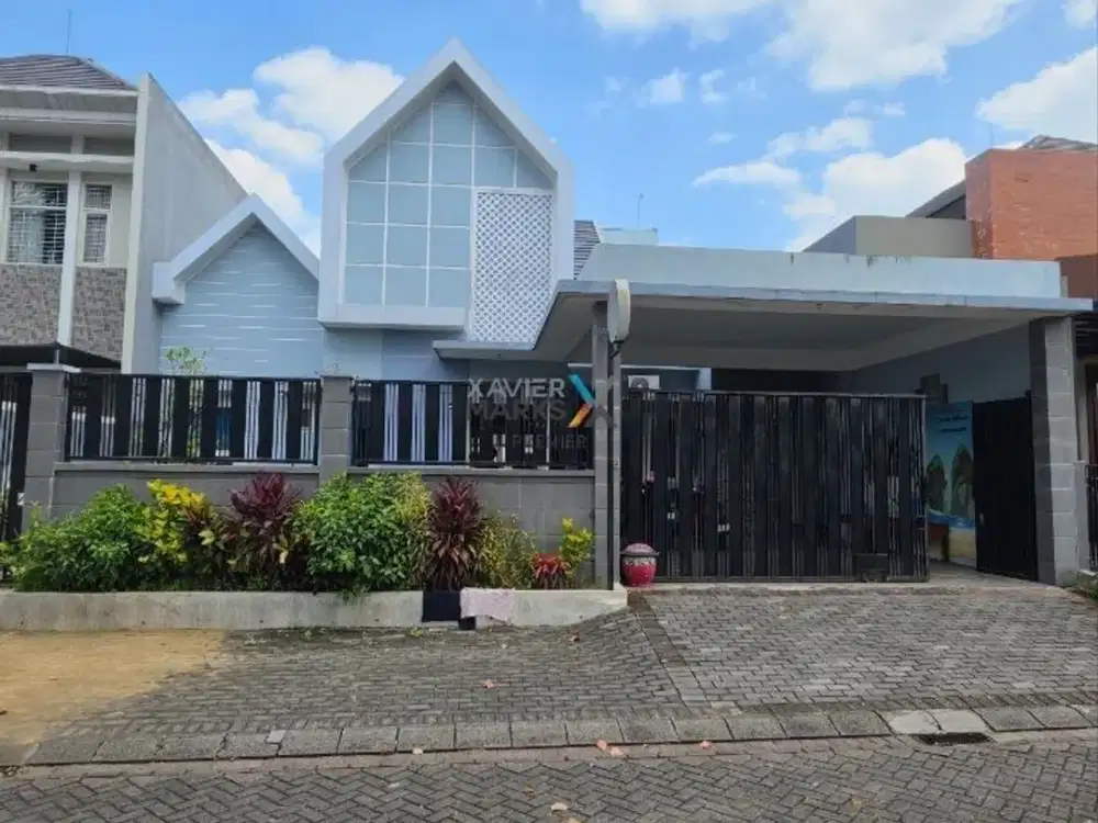Dijual Rumah Modern Minimalis di Private Cluster Araya Golf, Malang