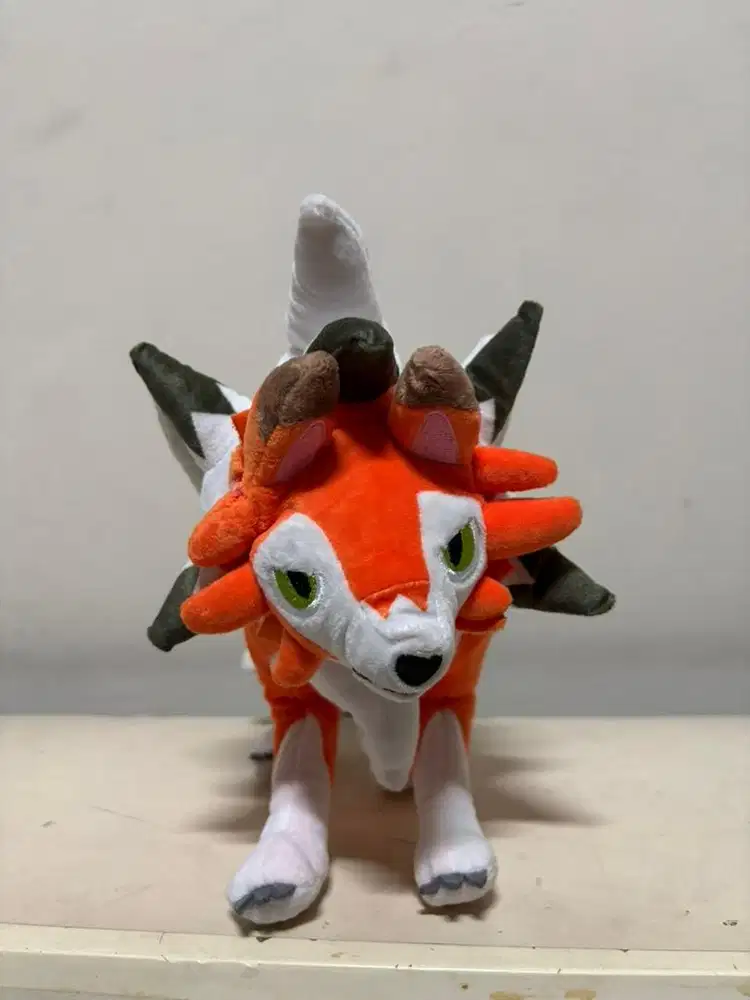 Boneka Pokemon Lycanroc