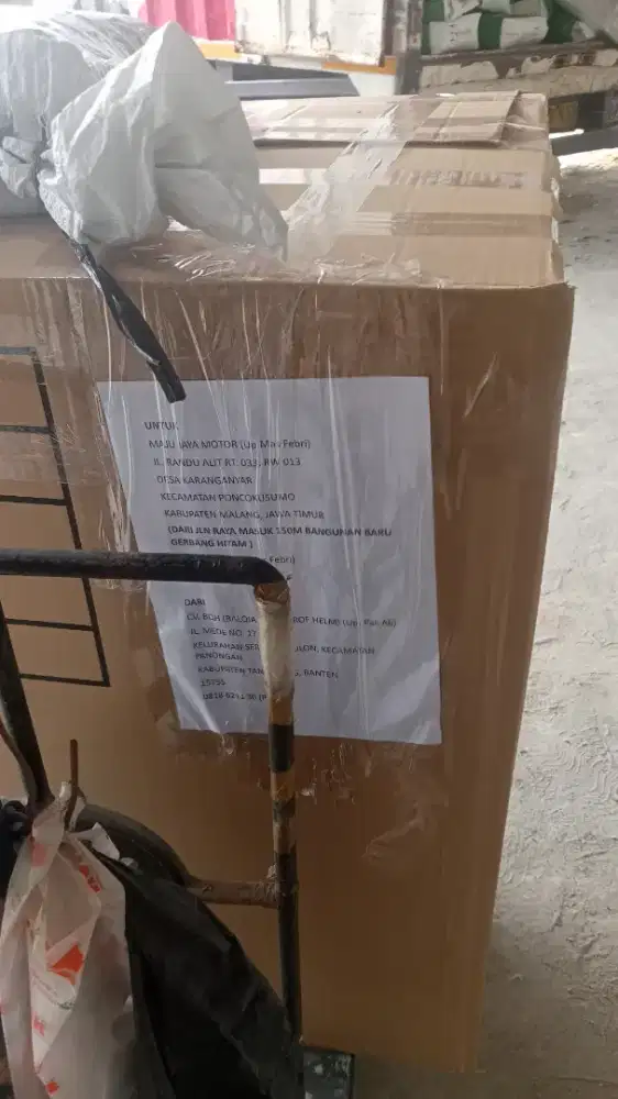 Dicari pengganti saya sebagai kurir kirim baut khusus pabrik