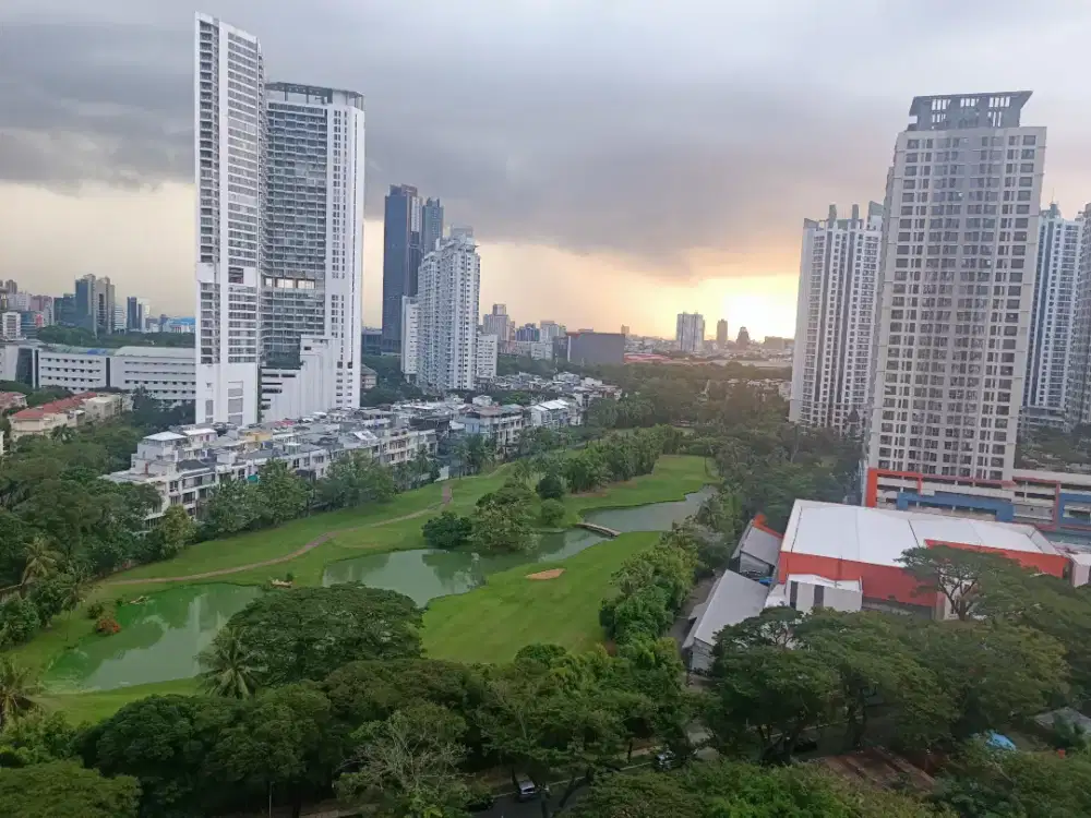 DISEWAKAN / DIJUAL : GOLF VIEW MAPLE  PARK APARTEMEN - Fully Furnished