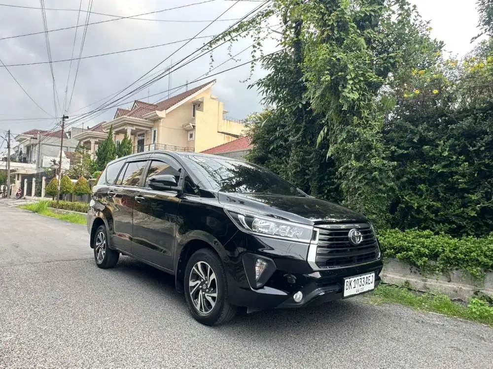toyota innova reborn 2.4 G Matic 2023