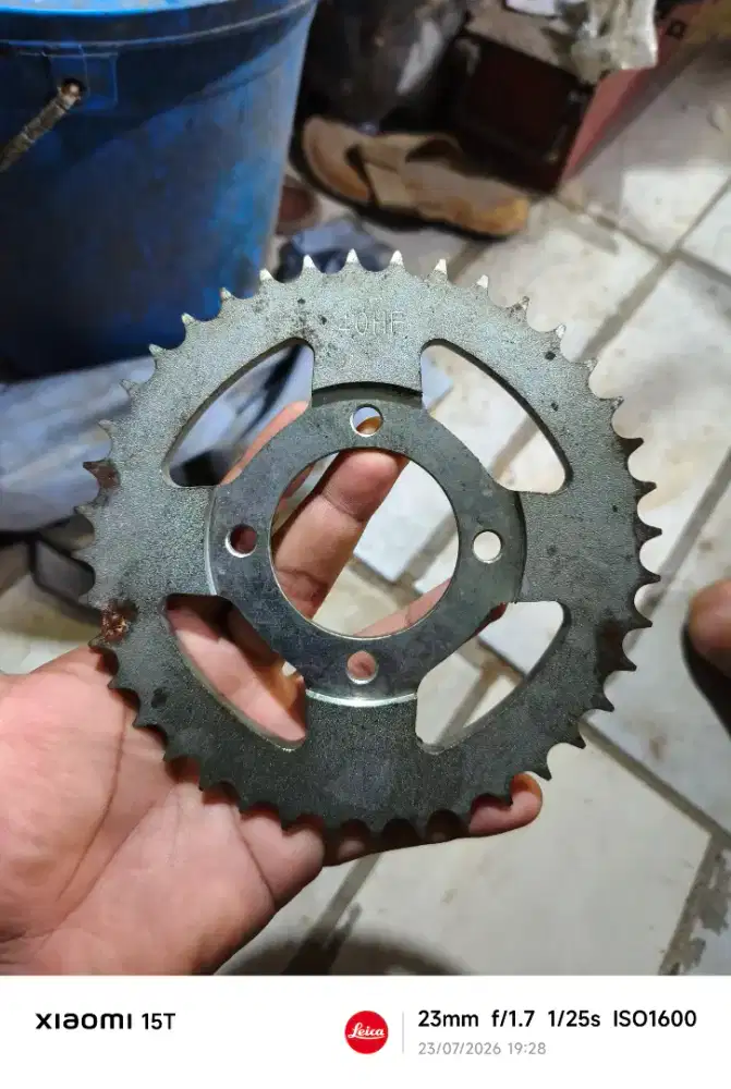 GEAR GIR BELAKANG MOTOR BEBEK/SPORT 40T