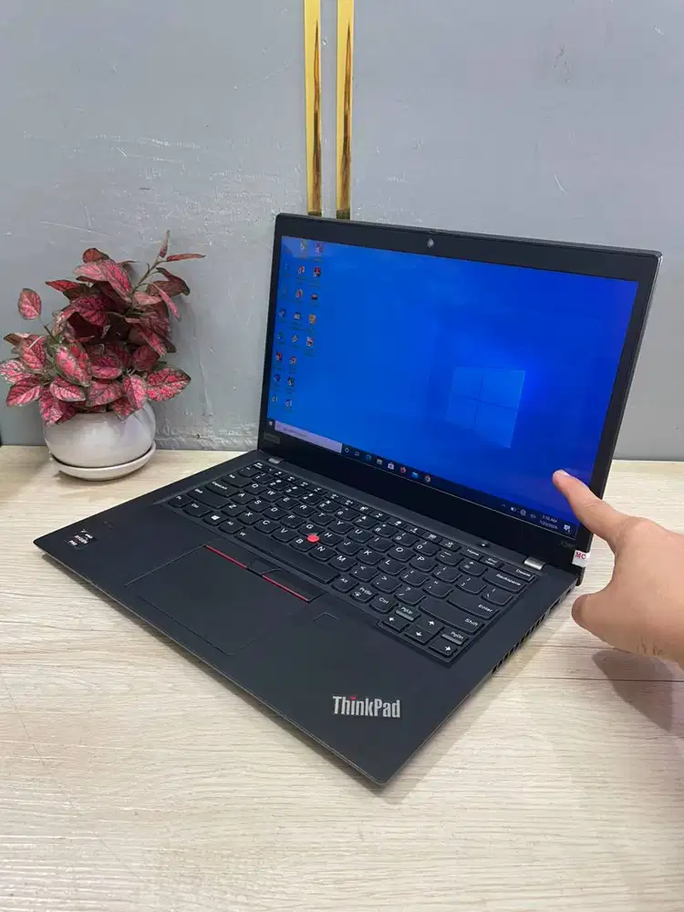 Laptop X395 lenovo Ryzen 7 3700 8gb gaming desain thn 2019 touchscreen