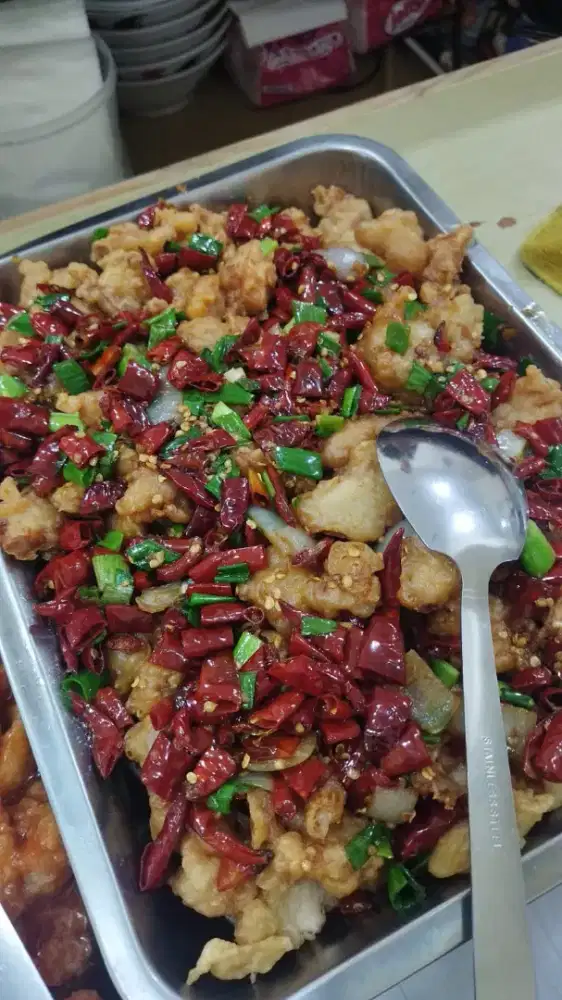 DIBUTUHKAN KOKI WANITA MASAKAN NUSANTARA