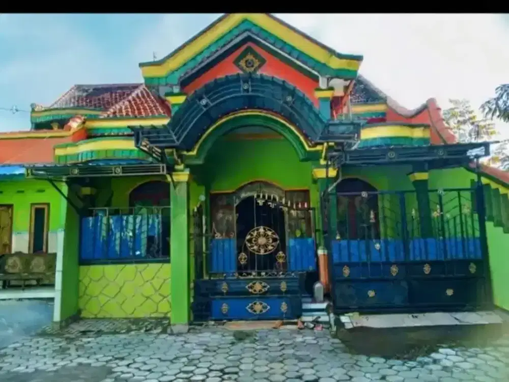 RUMAH + KOS KOSAN DEPAN PABRIK  NGORO