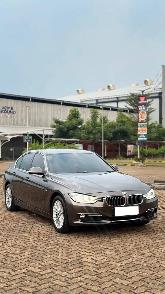 BMW F30 320i LUXURY 2013 Brown Coklat 2012 Low KM 2014 Full Original