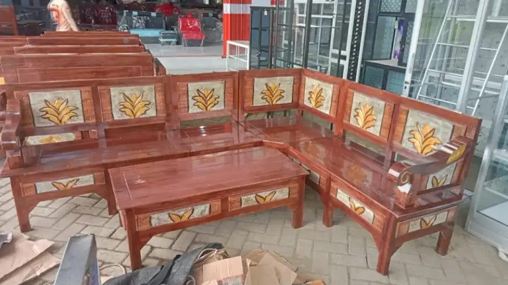 Kursi sudut minimalis kayu