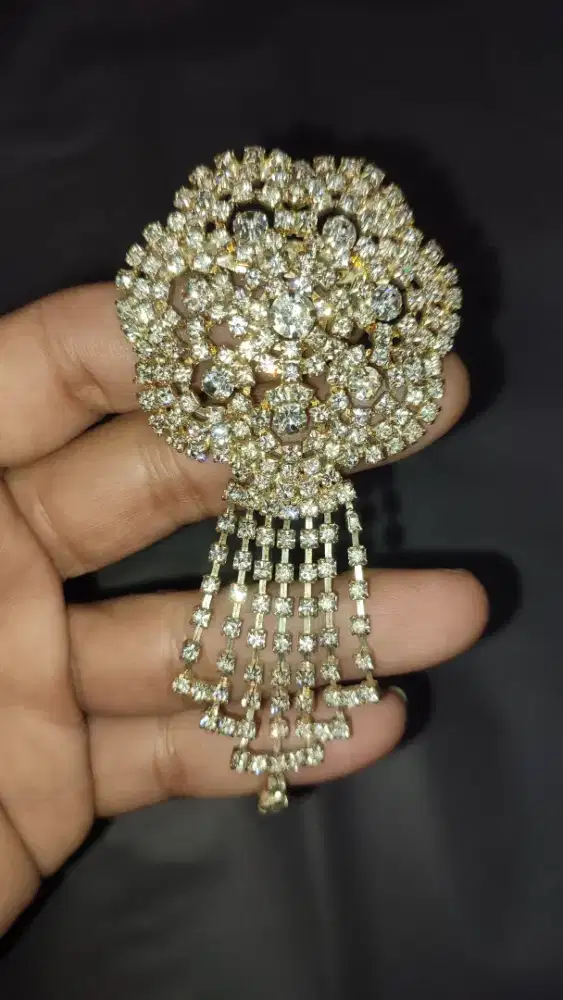 Jual bross kebaya vintage jadul era 70 an
