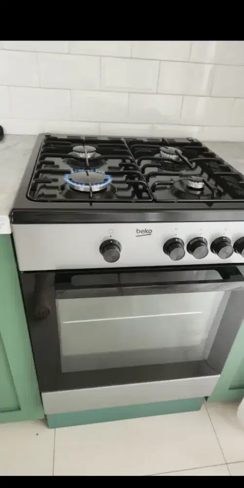 Dijual LIKE NEW Cook Oven Gas BEKO