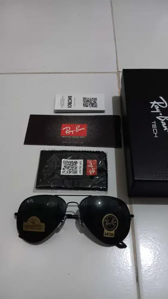 Menjual sgl merk ray ban aviator lensa berbahan kaca anti gores