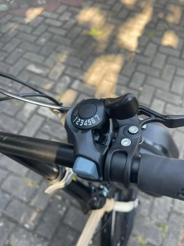 Sepeda baru 3x pakai free bag depan