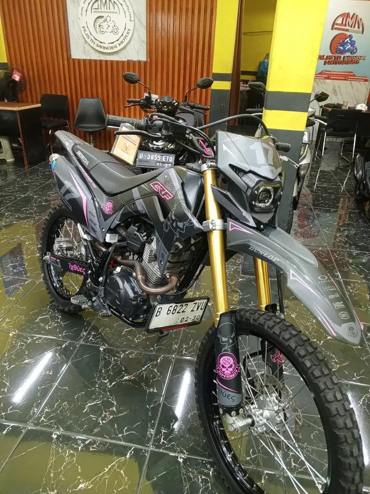 CRF 150 2025. GREESS BERGARANSI, PJK ON, SS LENGKAP, NEGO.CASH/KREDIT.