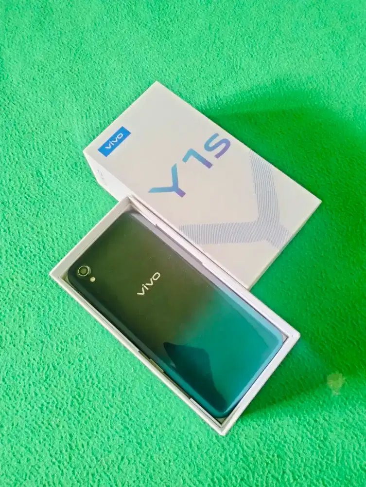 Vivo Y1s ram 2/32 lengkap