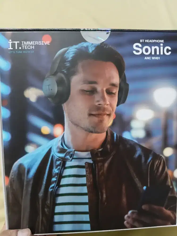 Headphone brand IT SONIC