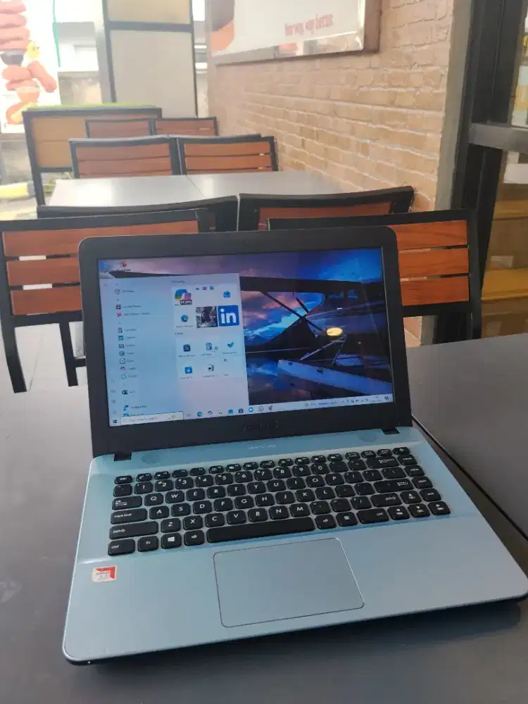 Laptop asus masih bagus