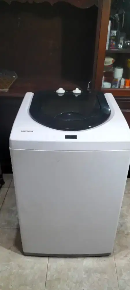 Mesin cuci 1tabung Polytron,8 kg normal,sudah di manual, Bekasi Utara.