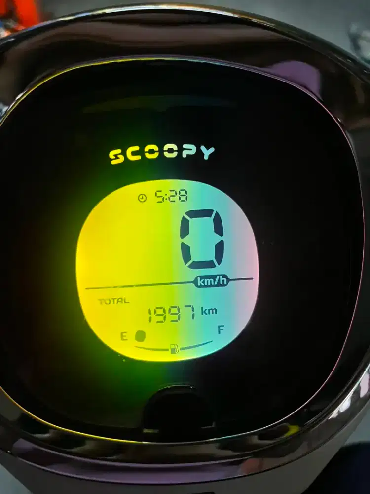 Scoopy km rendah 1.997km