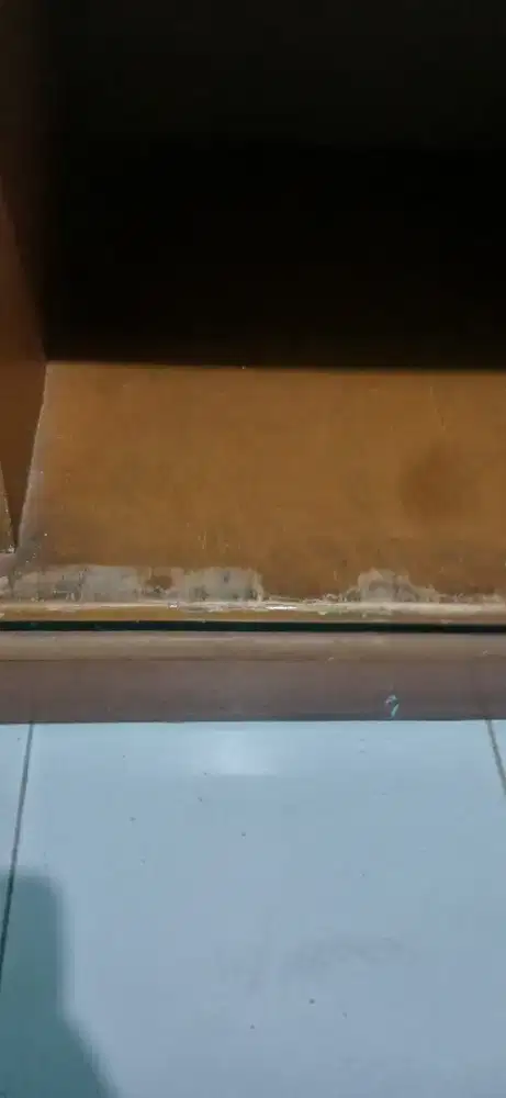 LEMARI BEKAS PAKAI
