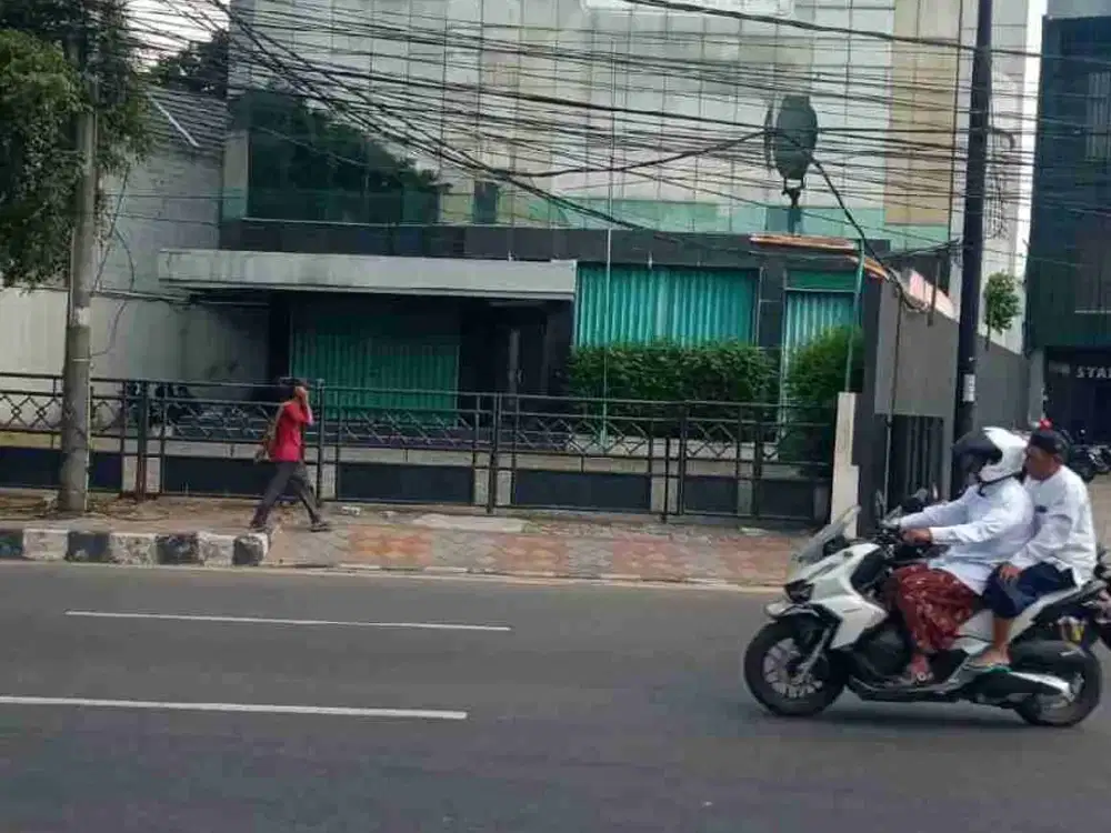 Di jual Ex Gedung kampus universitas nusa mandiri
