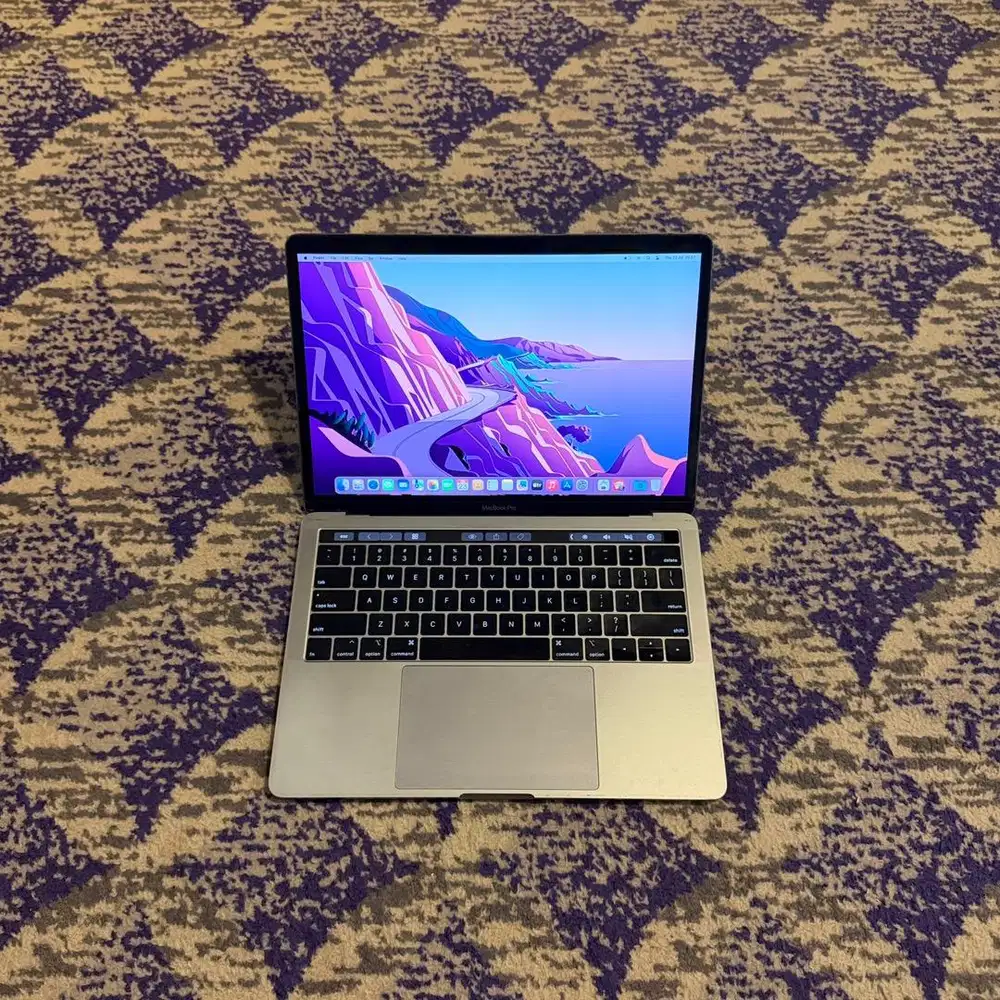 Macbook Pro 2019 2,4 GHz 8/256 Space Grey