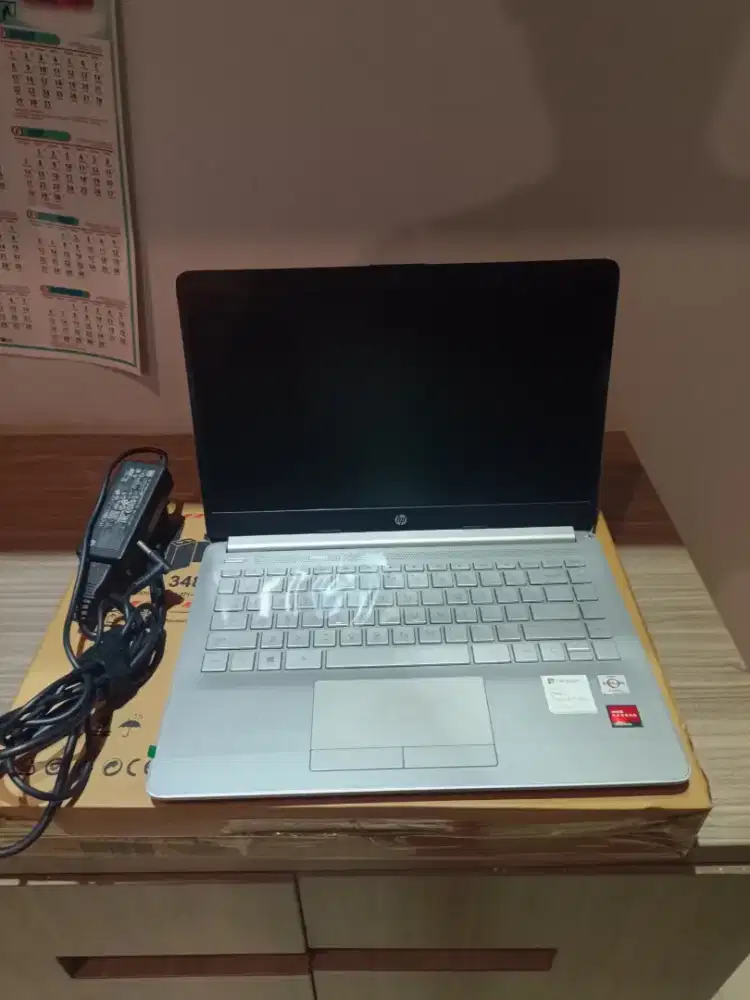 laptop HP 14s second