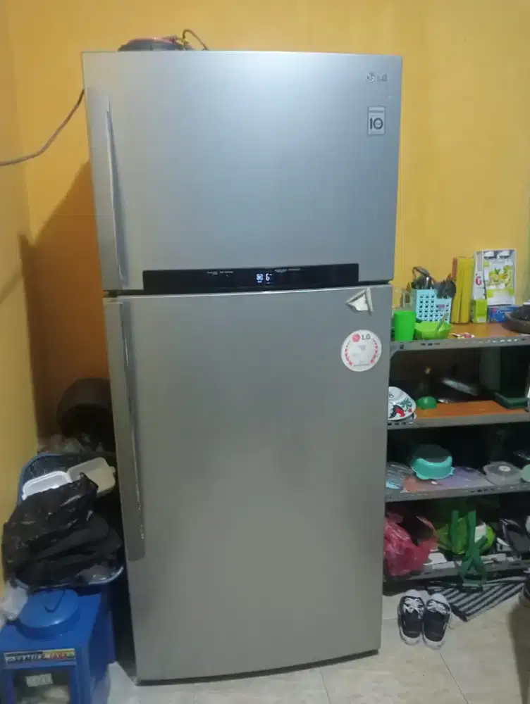 Kulkas LG ukuran besar