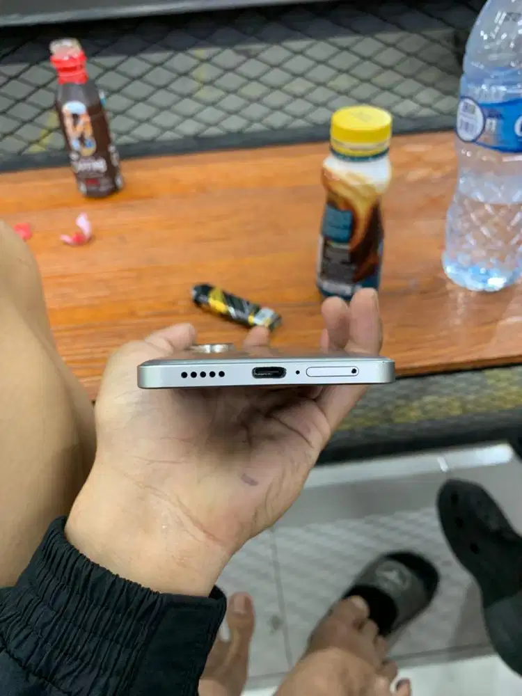 POCO F6 8/256GB TITANIUM