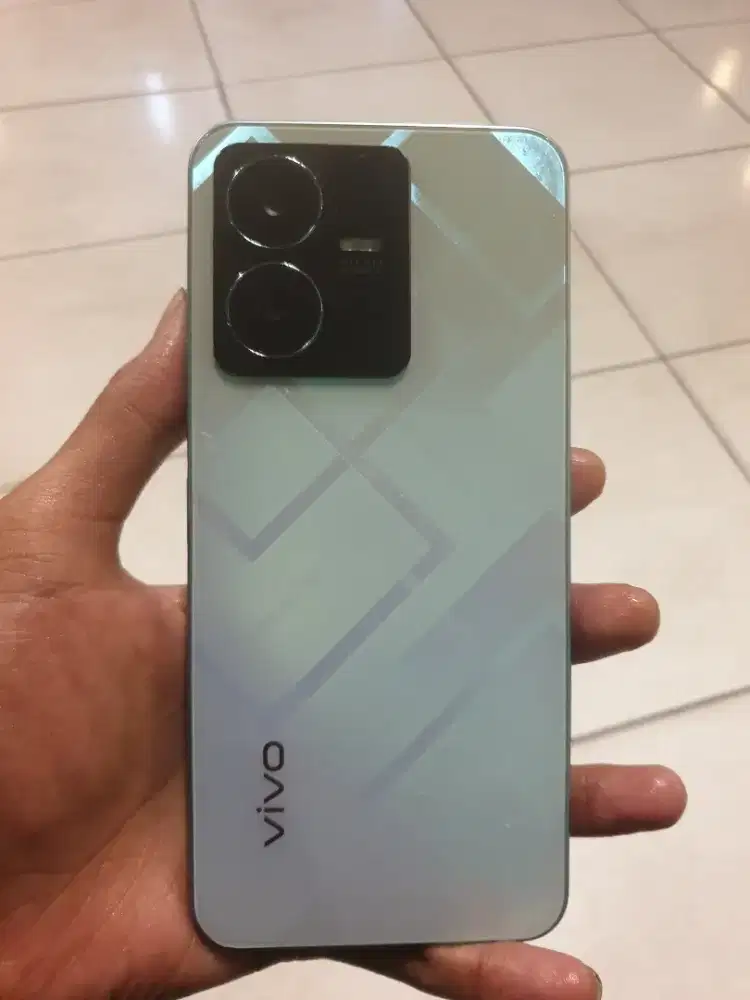 Vivo y22 4/64 
Min pemakaian 
Kelengkapan hp only