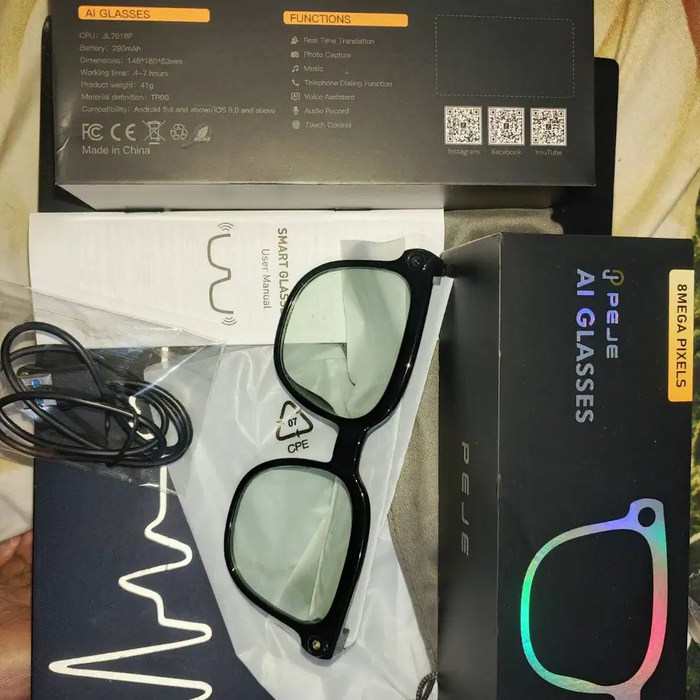 PEJE AI Smart Glasses (Bluetooth Speaker & Camera) Photochromic