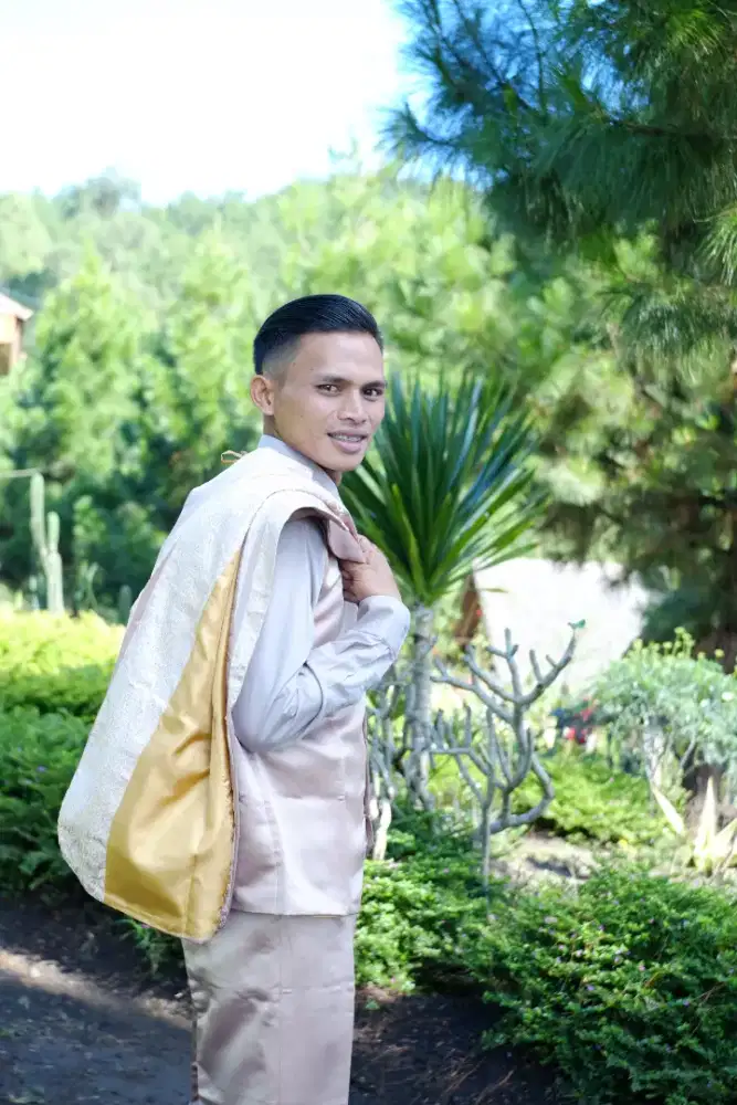 Nyari kerja modal KTP aja