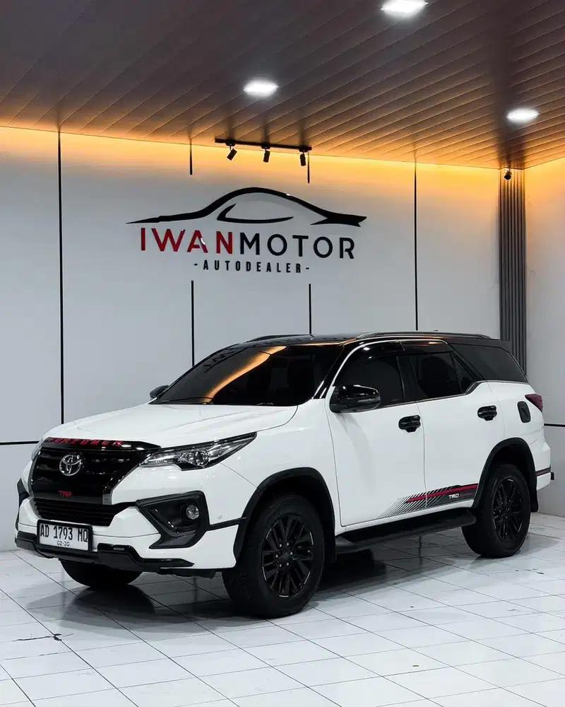 Plat AD! Toyota Fortuner VRZ TRDS KickSensor AT Tahun 2020