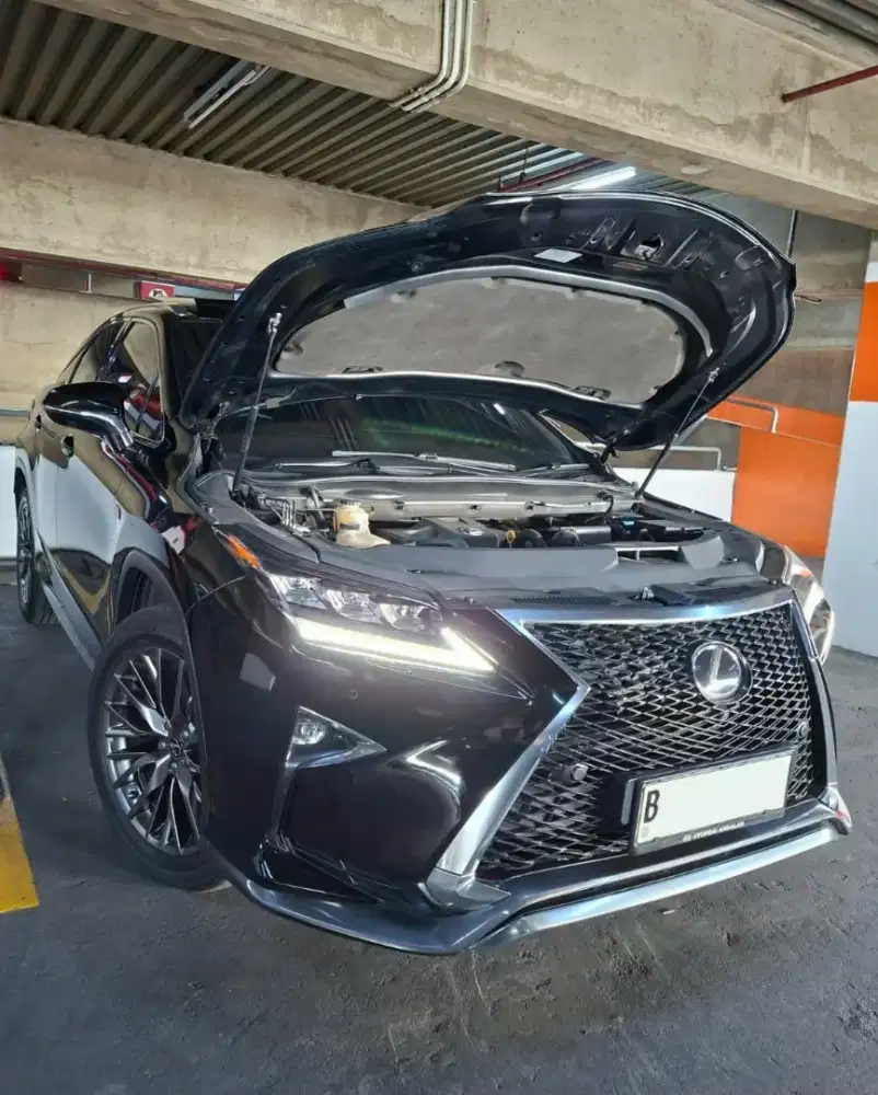 MURAH CASH. LEXUS RX300 F Sport 2020 rx 300 alphard 2019 rx200t
