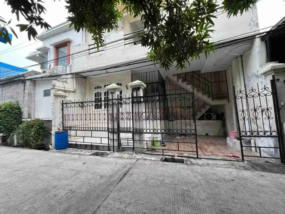 JUAL CEPAT RUMAH KOST 3 LANTAI 18 KAMAR KELAPA GADING HEN