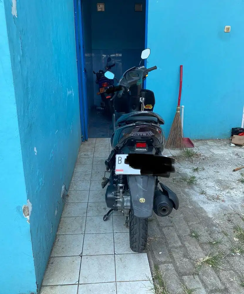 Jual Vario Pemakaian Orang Tua