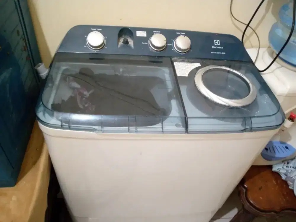 Kulkas merk Electrolux