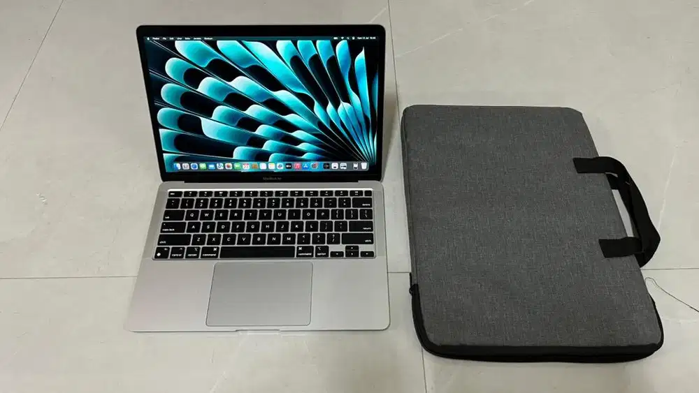 Macbook Air M1 8/256gb