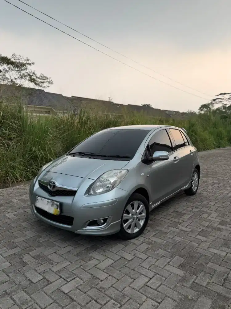 Toyota Yaris E metik automatic 2010 pajak hidup panjang