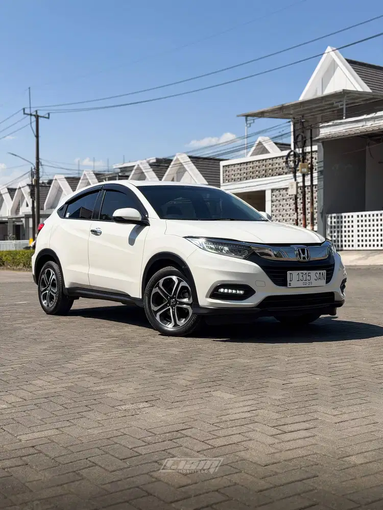 HR-V 1.5 E PLUS CVT