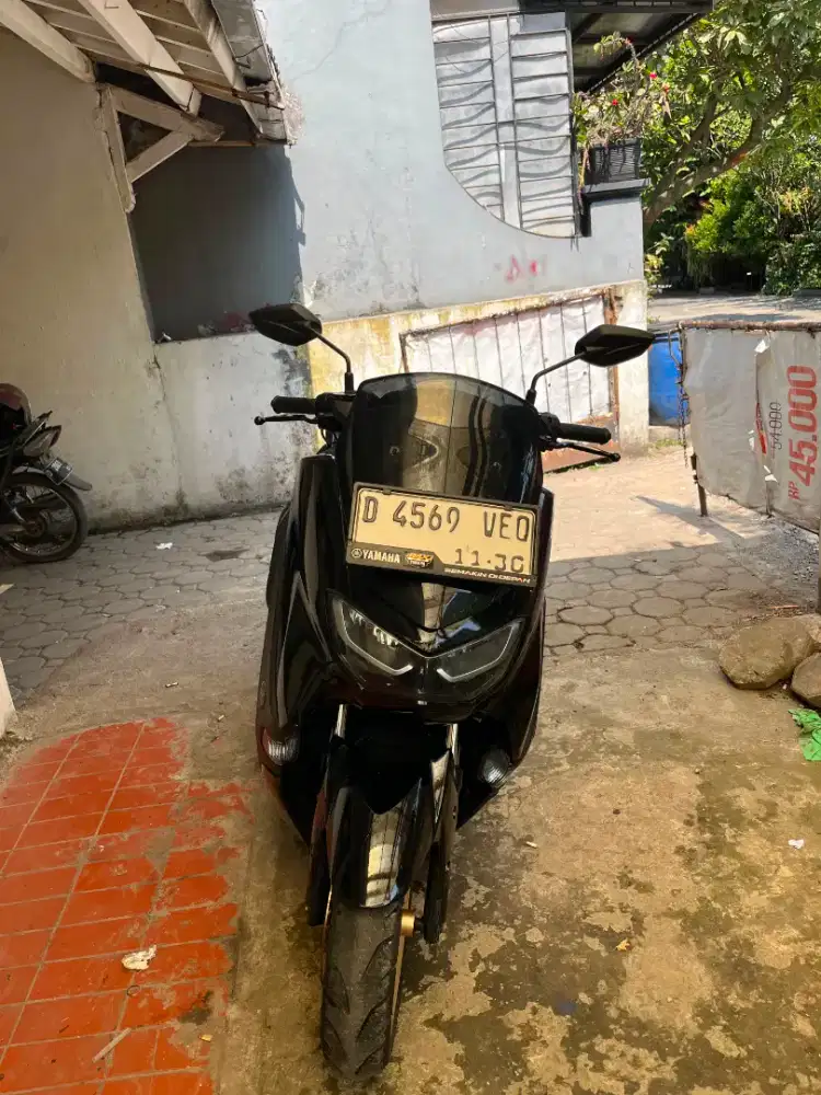 NMAX 2020 WARNA HITAM METALIC