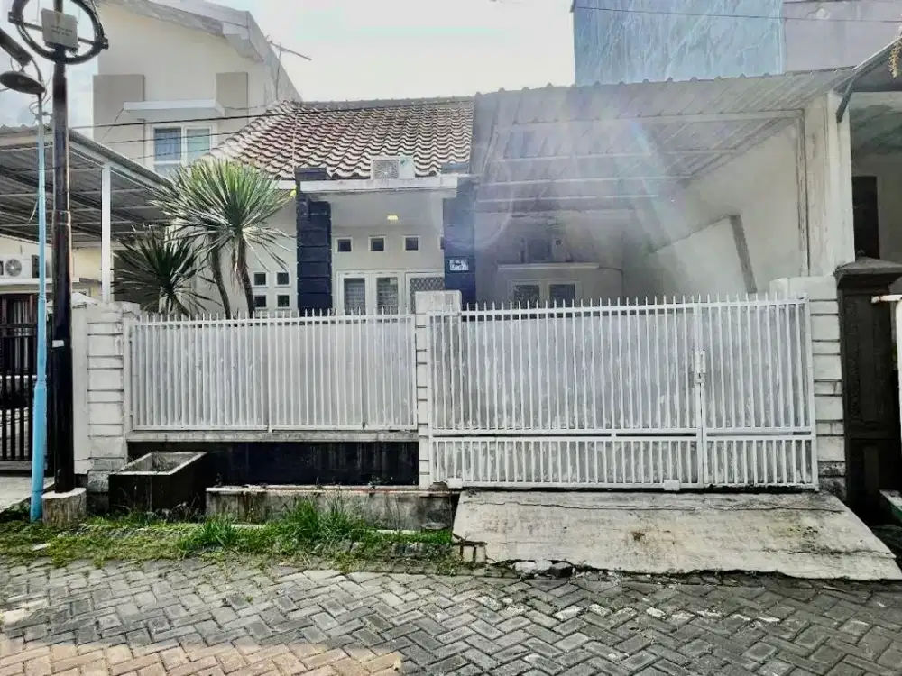 LANGKA Rumah Suhat indah 200mter ke Suhat