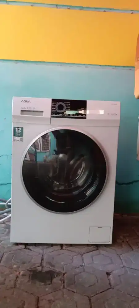 mesin cuci AQUA 7KG BARU PAKAI 2 BULAN MASIH SANGAT BAGUS NO KENDALA