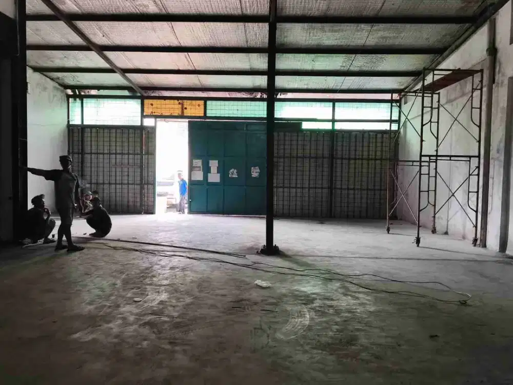 DISEWAKAN GUDANG