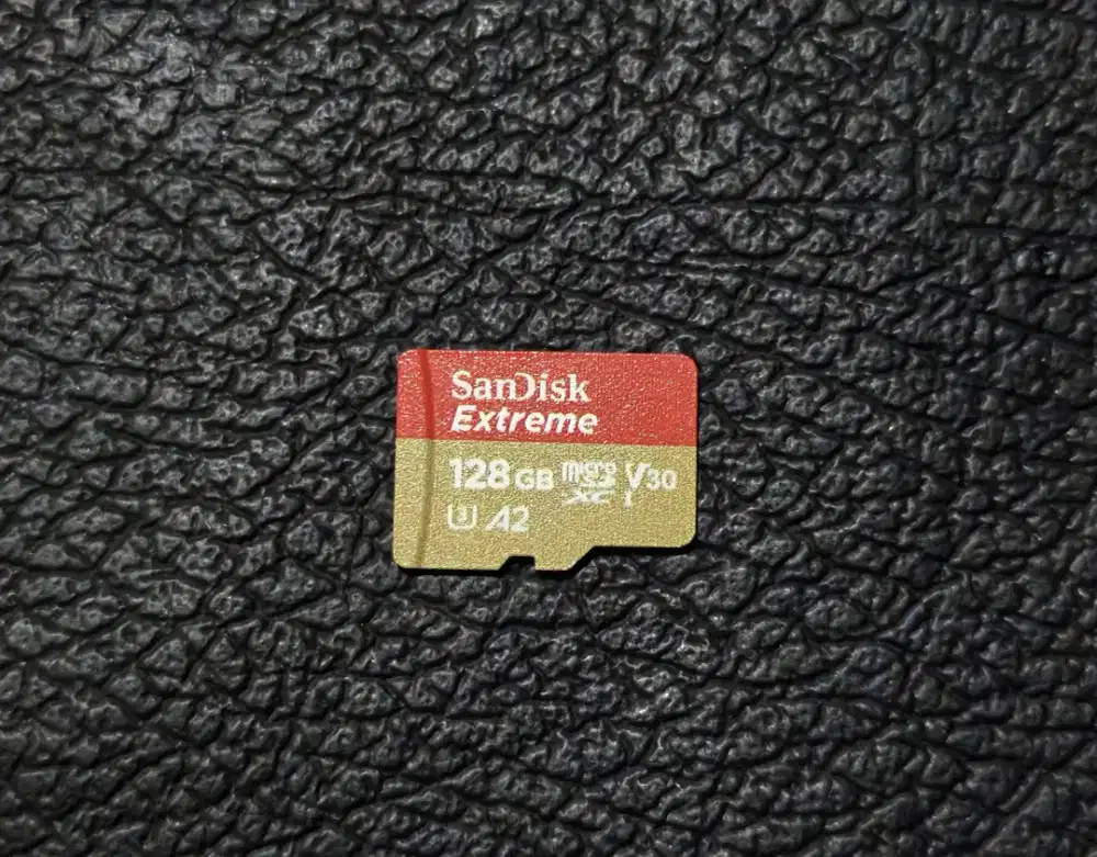 Sandisk 128GB A2 gold bekas