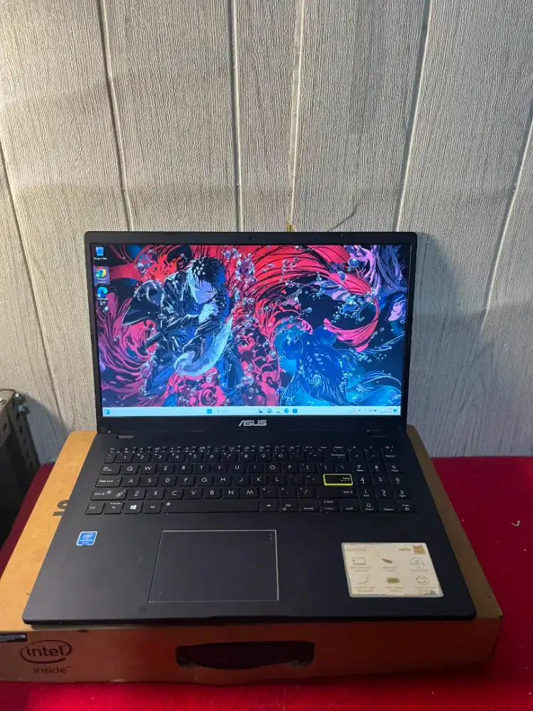 Asus Vivobook E510M ( 2022 ) 1.1 Ghz BISA NEGO&BERGARANSI