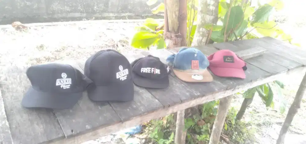 Di jual semua macam topi murah aja wa dan hp