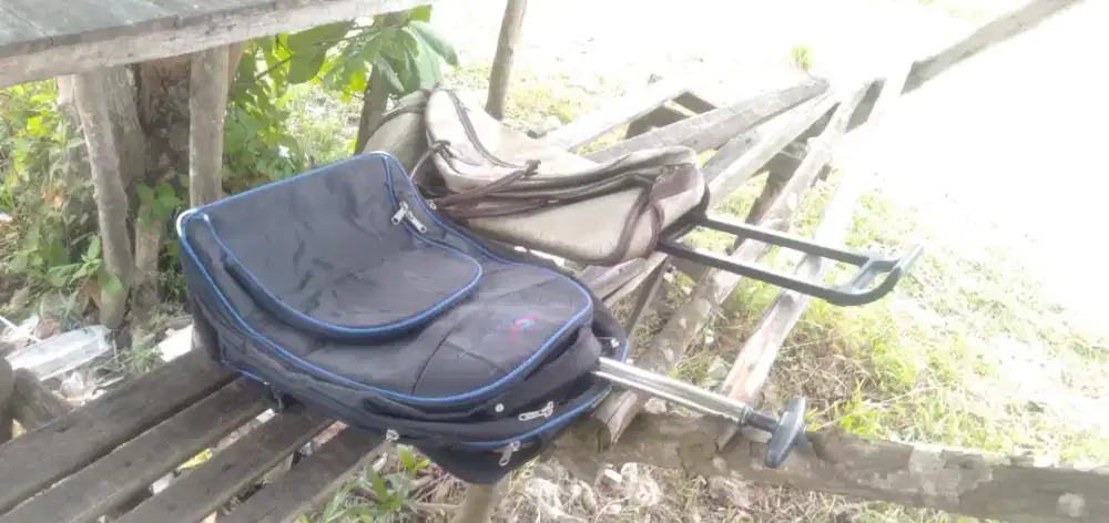 Di jual tas murah aja tidak ada minus ,koyak,sobek,bolong