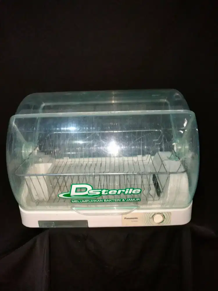 Steril Piring dan botol susu Panasonic